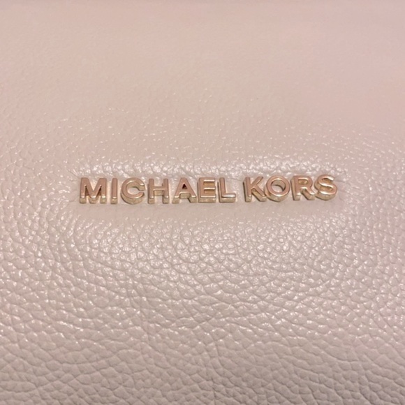 New Michael Kors MK Nicole Medium Shoulder Bag Tote Purse Vanilla White - Picture 5 of 14